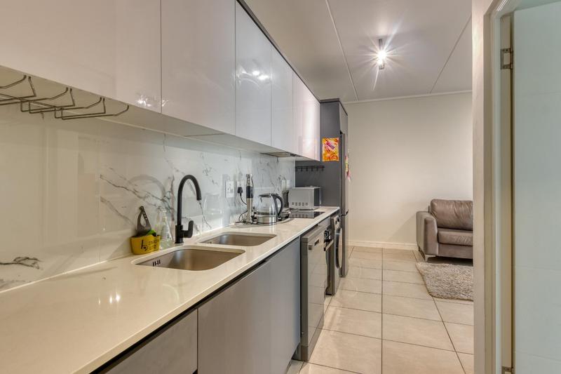 To Let 1 Bedroom Property for Rent in The Huntsman Western Cape